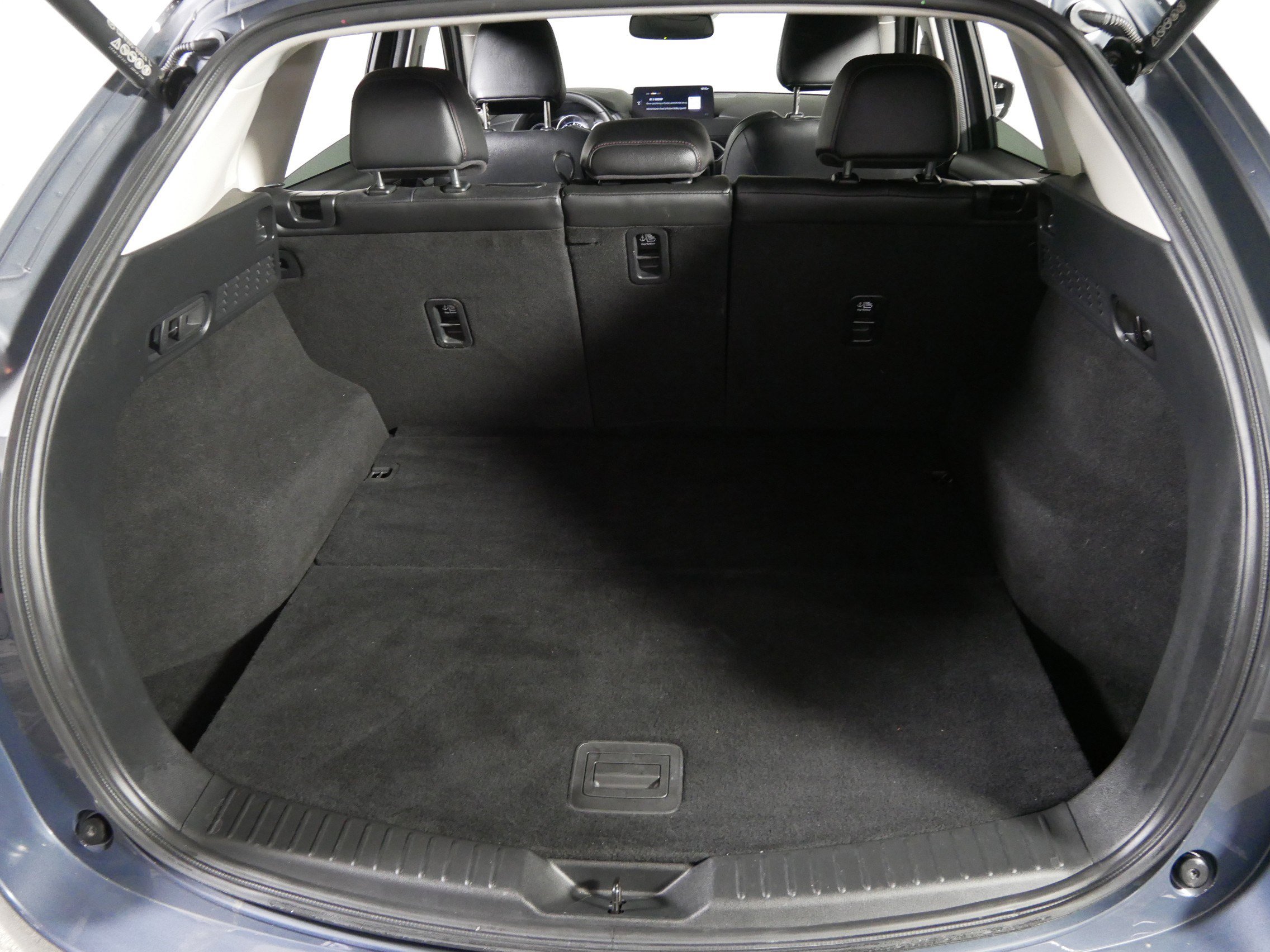 Used 2023 MAZDA CX-5 Carbon Edition image 18