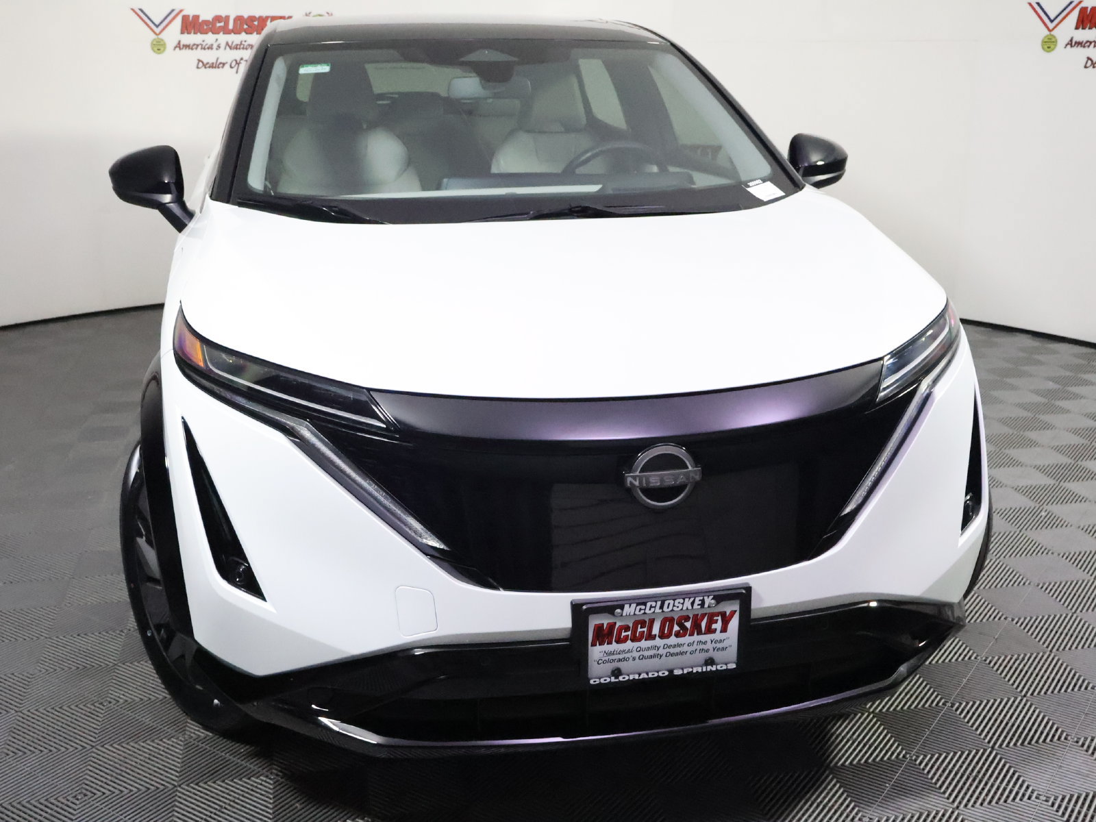 Used 2023 Nissan Ariya AWD image 17