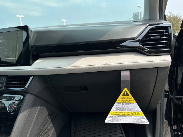 New 2025 Volkswagen Taos S image 23