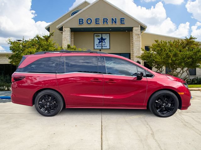 Used 2023 Honda Odyssey Sport image 6