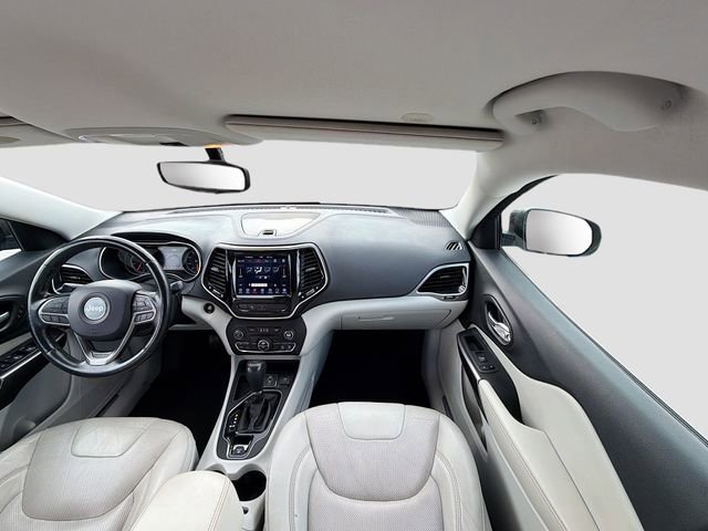 Used 2020 Jeep Cherokee Limited image 29