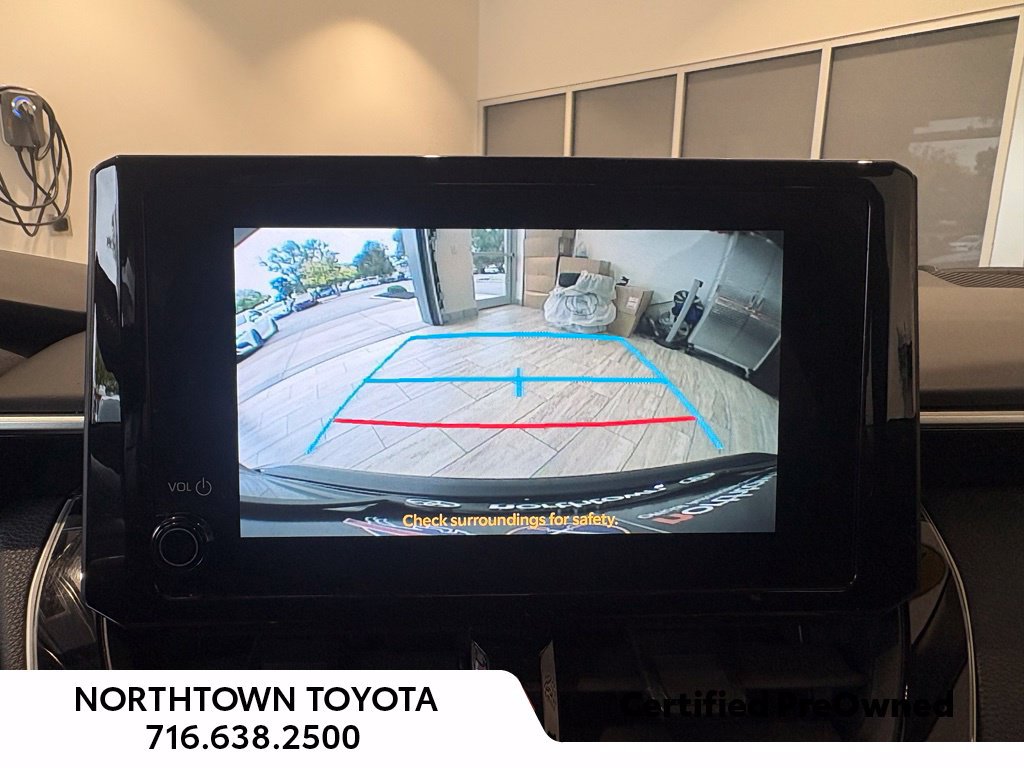 Used 2023 Toyota Corolla LE w/ Carpet Mat Package (TMS) FWD image 28