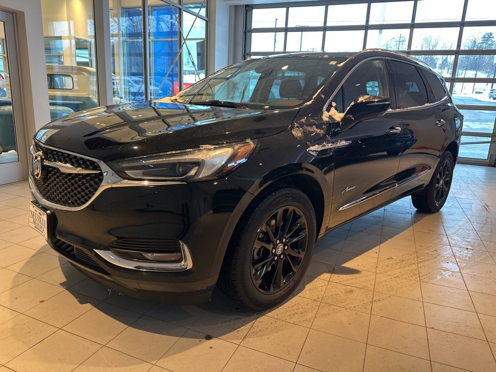 Used 2019 Buick Enclave Avenir w/ Avenir Technology Package image 1