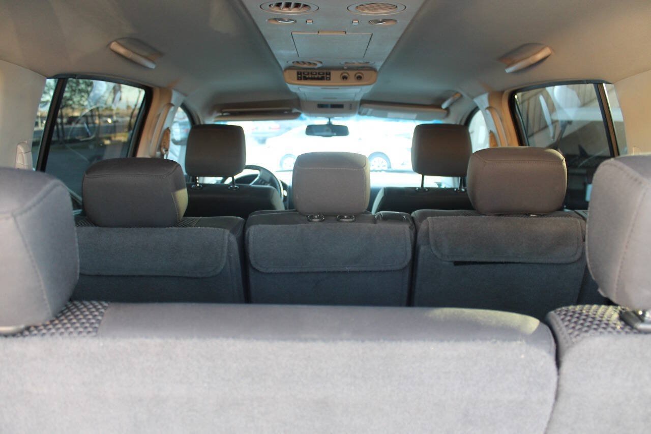 Used 2007 Nissan Armada SE RWD image 50