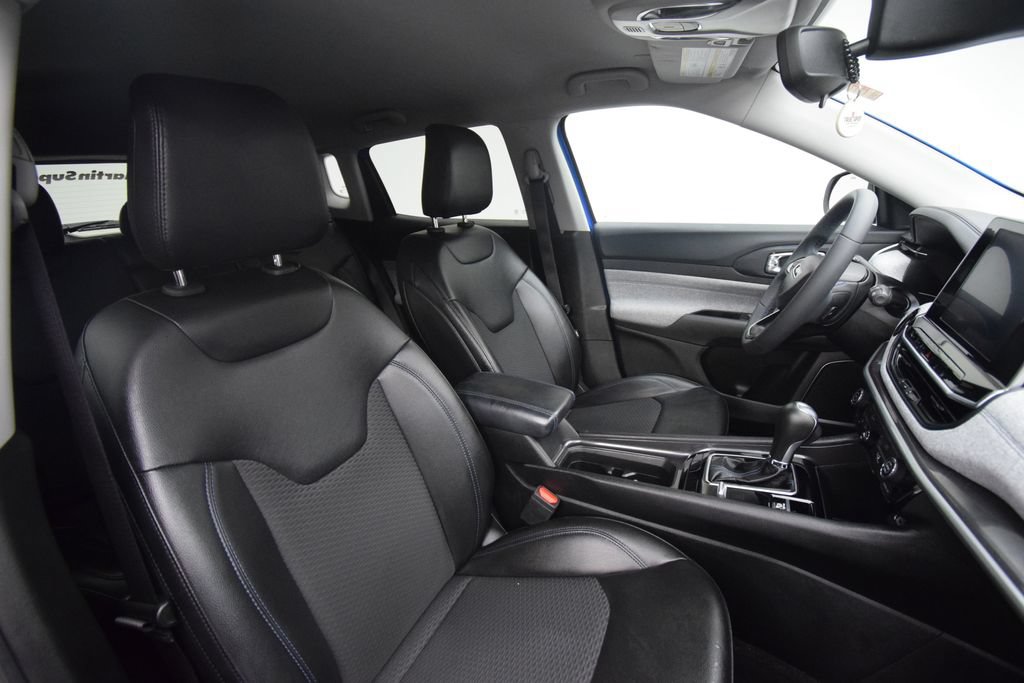 Used 2022 Jeep Compass Latitude AWD/4WD image 19