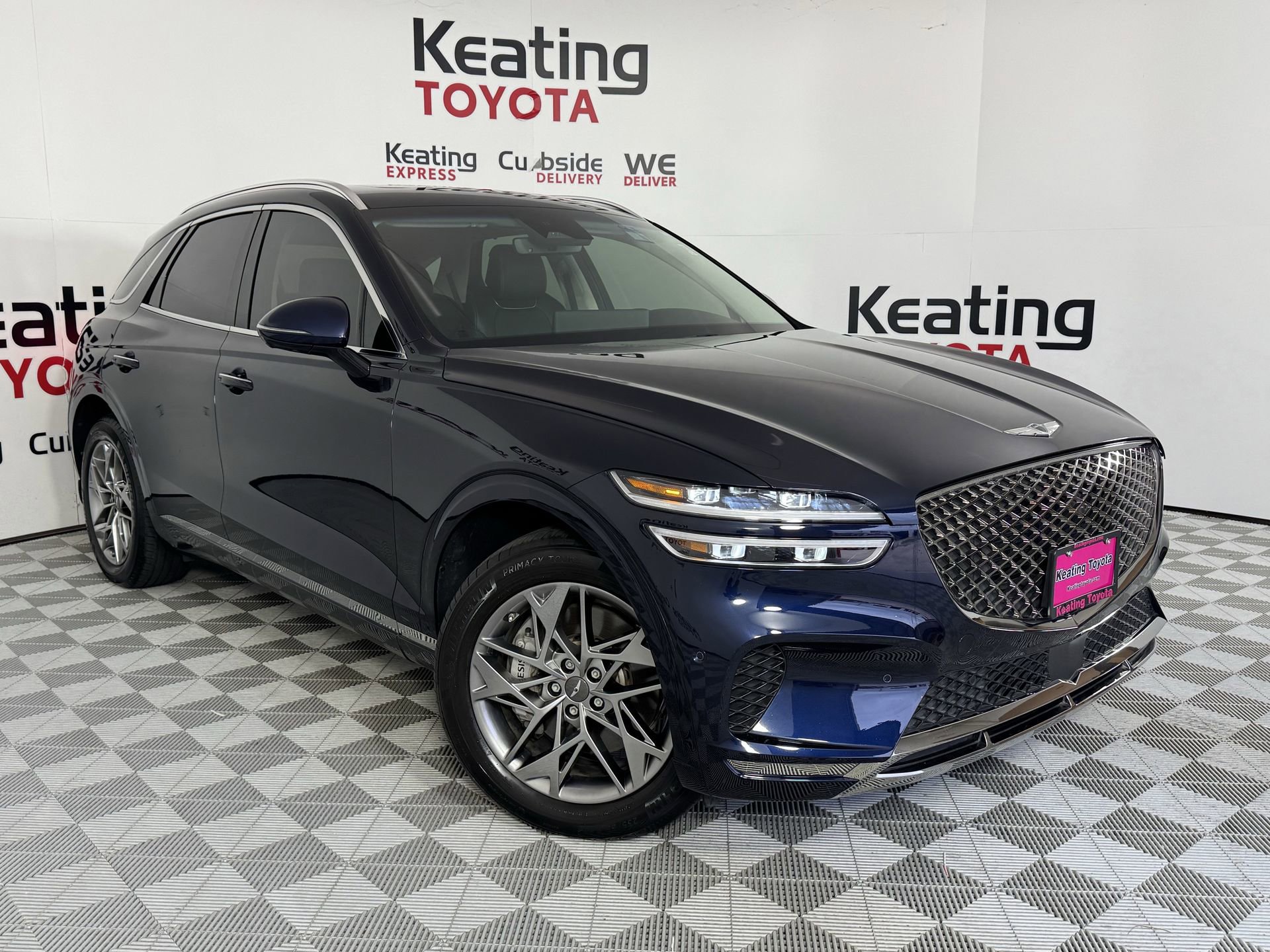 Used 2023 Genesis GV70 2.5T w/ Advanced Package image 3