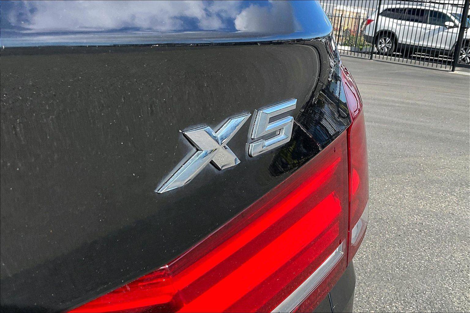 Used 2018 BMW X5 sDrive35i image 8