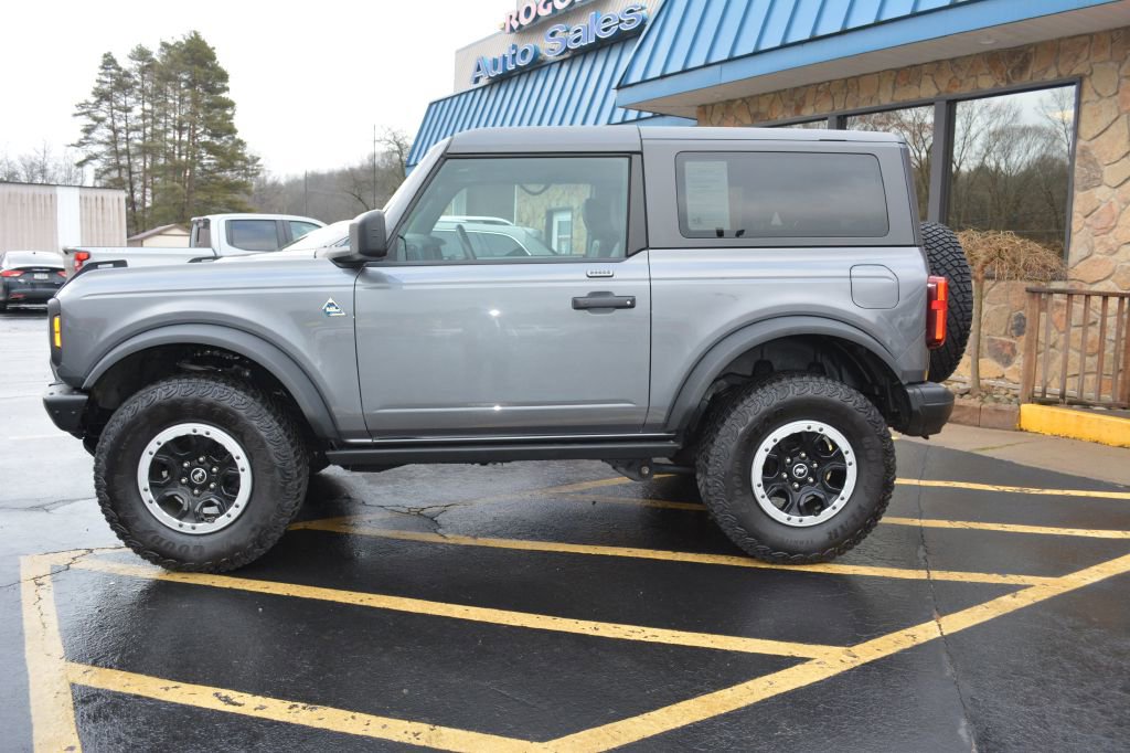 Used 2023 Ford Bronco Black Diamond w/ Sasquatch Package image 5