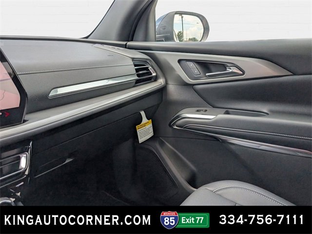 New 2026 Chevrolet Traverse LT w/ Sun and Wheel Package image 13