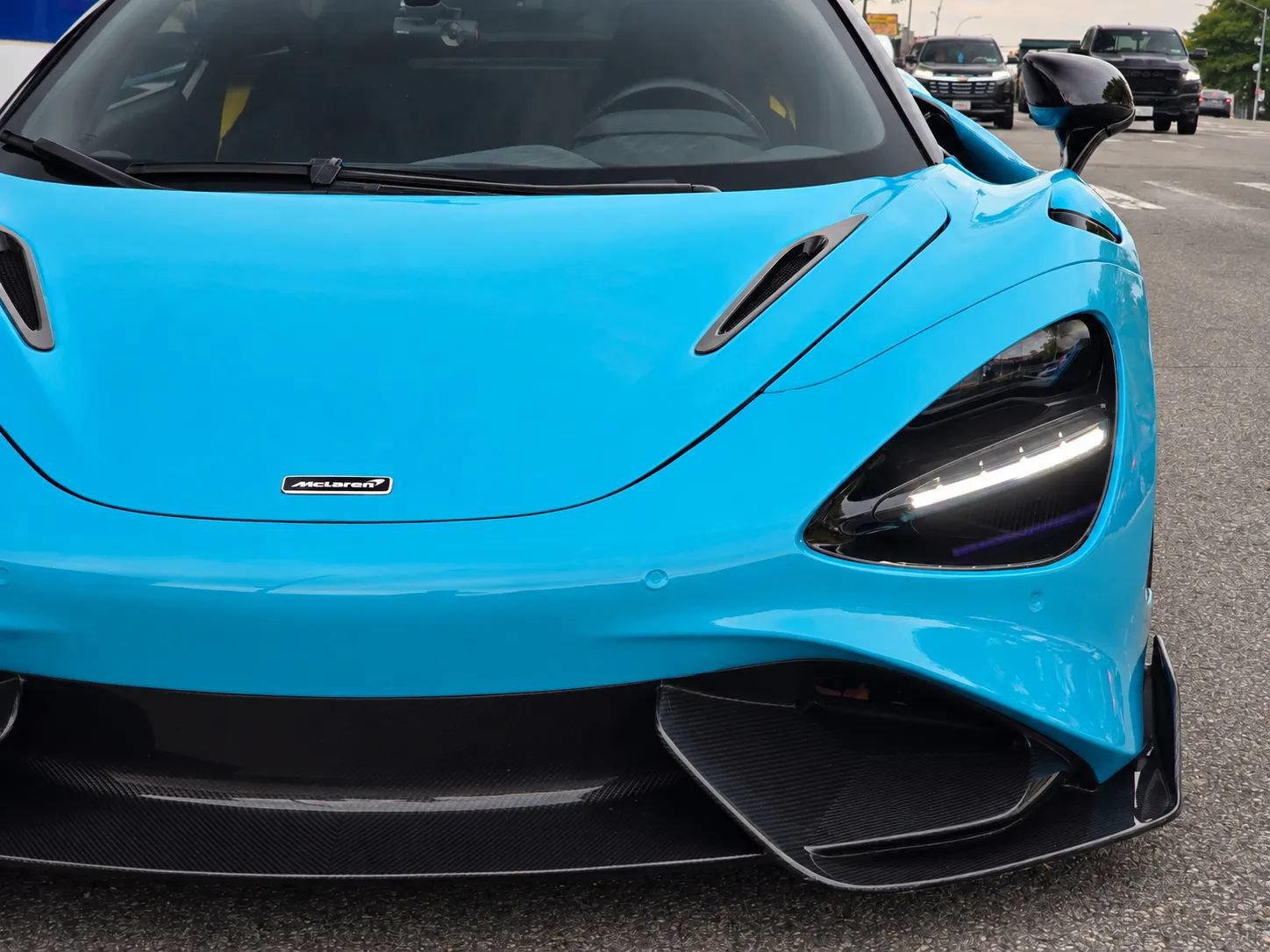 Used 2019 McLaren 720S RWD image 12