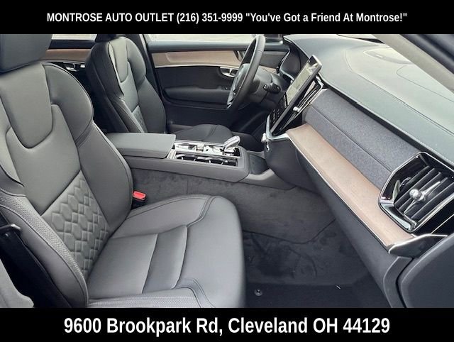 New 2026 Volvo XC90 B6 Plus w/ Protection Package Premier image 19