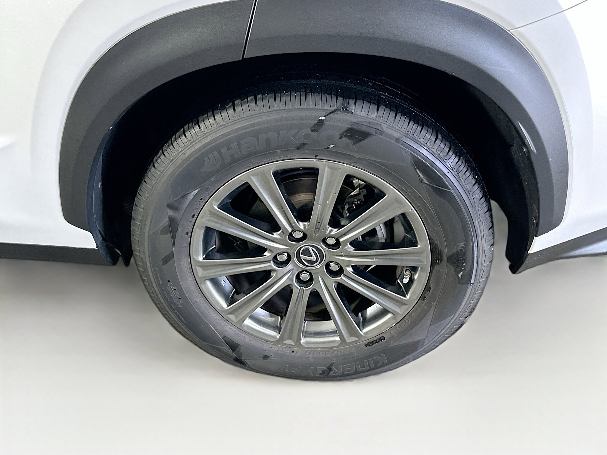 Used 2018 Lexus NX 300 FWD image 11