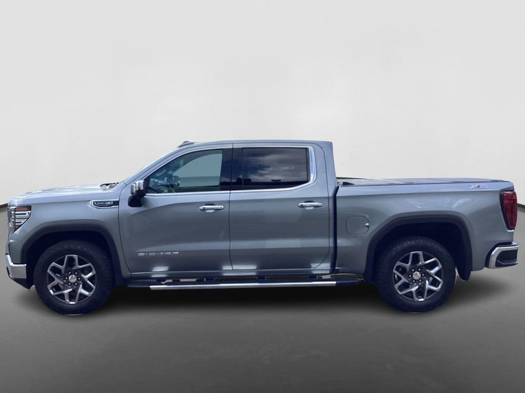 Used 2023 GMC Sierra 1500 SLT w/ SLT Premium Package AWD/4WD image 8