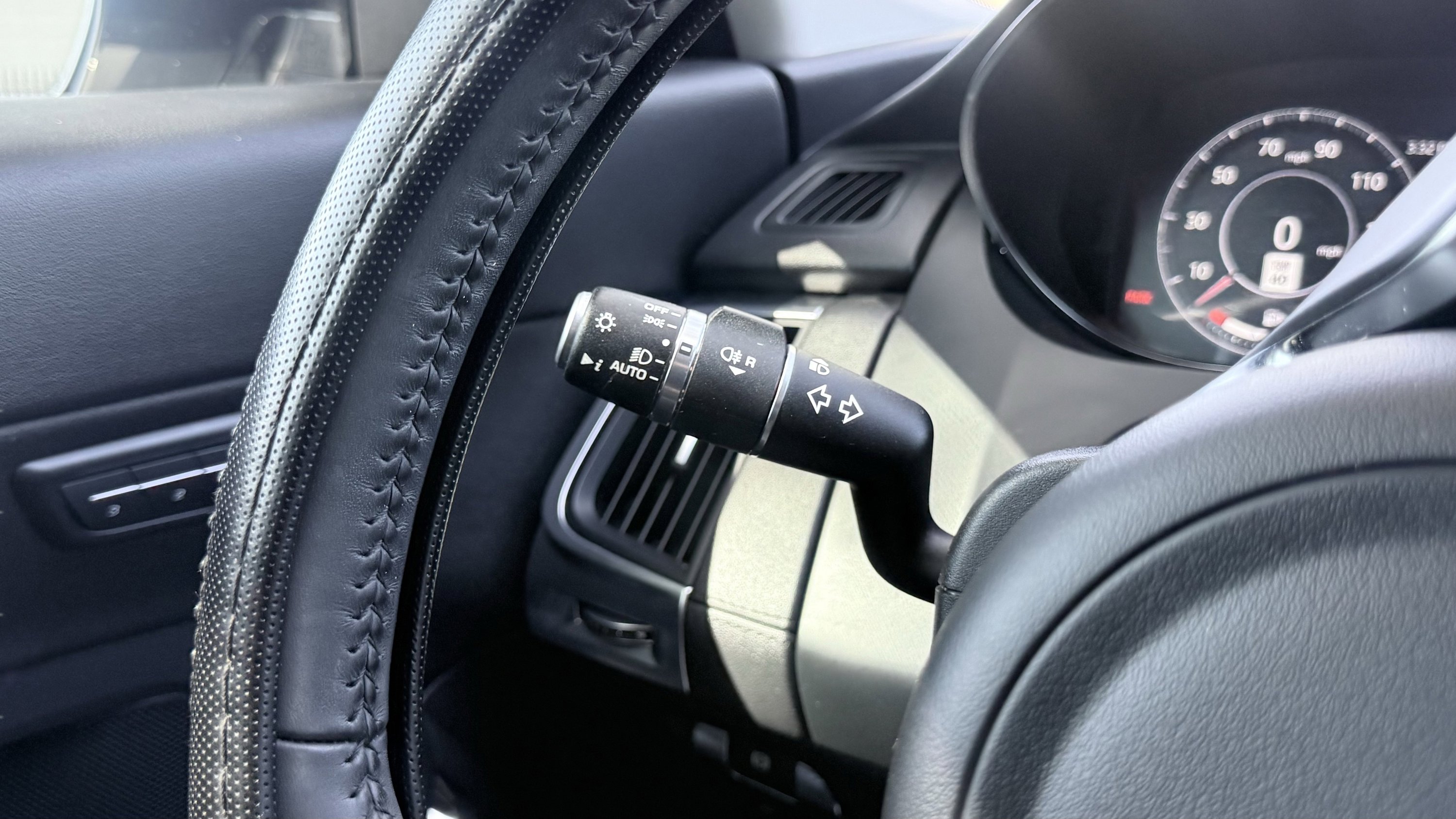 Used 2020 Jaguar E-PACE SE image 62
