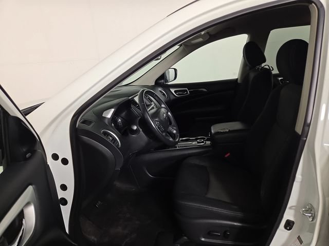 Used 2019 Nissan Pathfinder SV AWD/4WD image 12