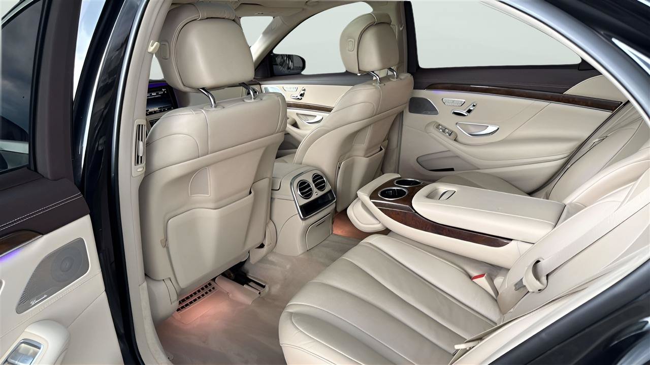 Used 2017 Mercedes-Benz S 550 Sedan image 25