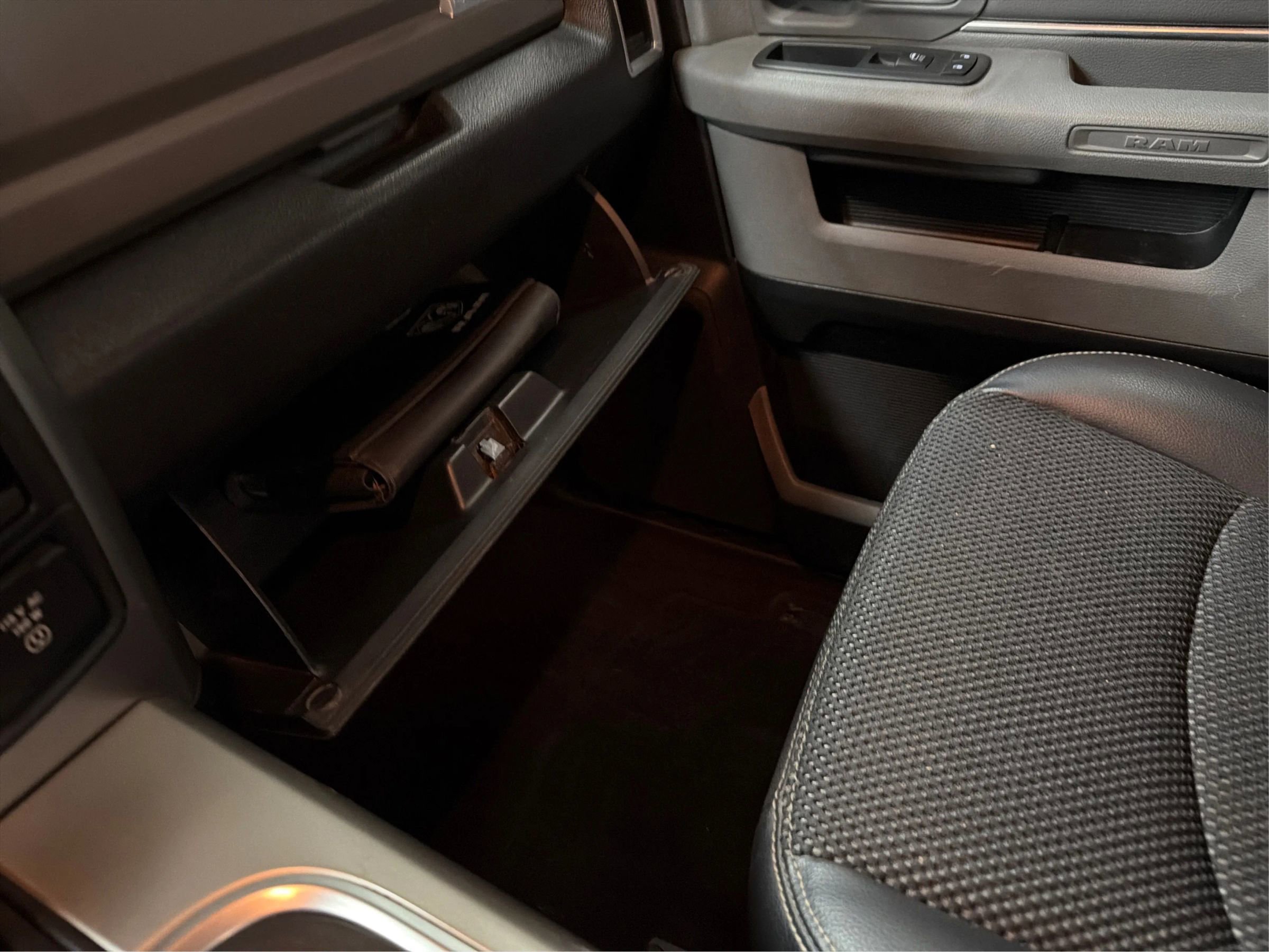 Used 2017 RAM 1500 Lone Star image 24