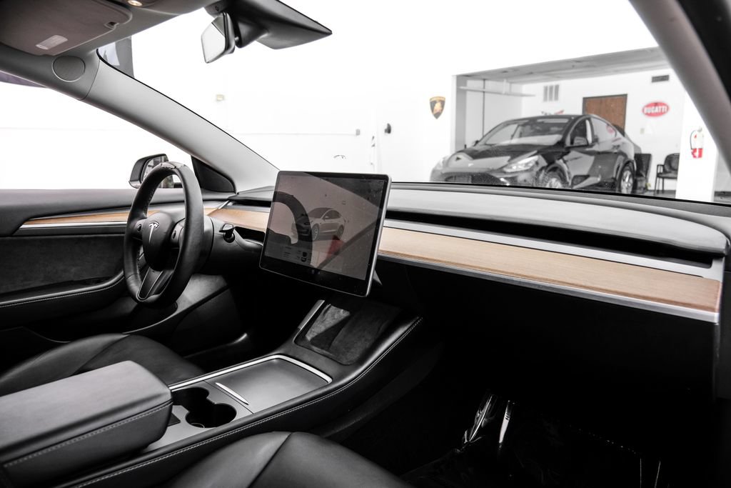 Used 2022 Tesla Model 3 Long Range AWD/4WD image 14