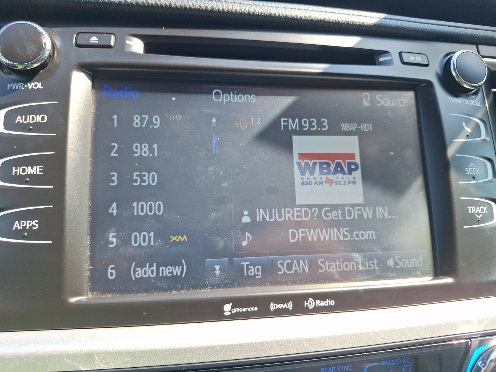 Used 2019 Toyota Highlander Plus FWD image 24