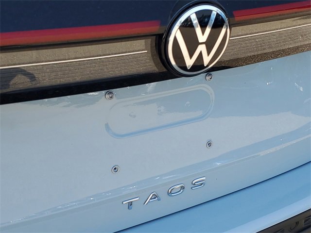New 2025 Volkswagen Taos SE image 8