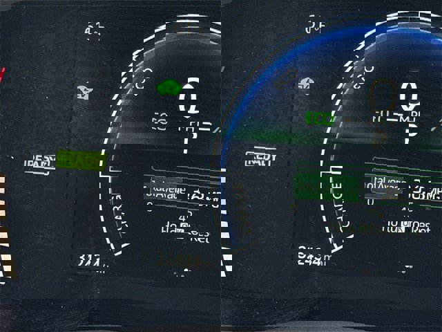 Used 2025 Toyota Camry SE image 16