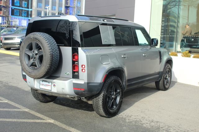 Used 2023 Land Rover Defender 110 image 2