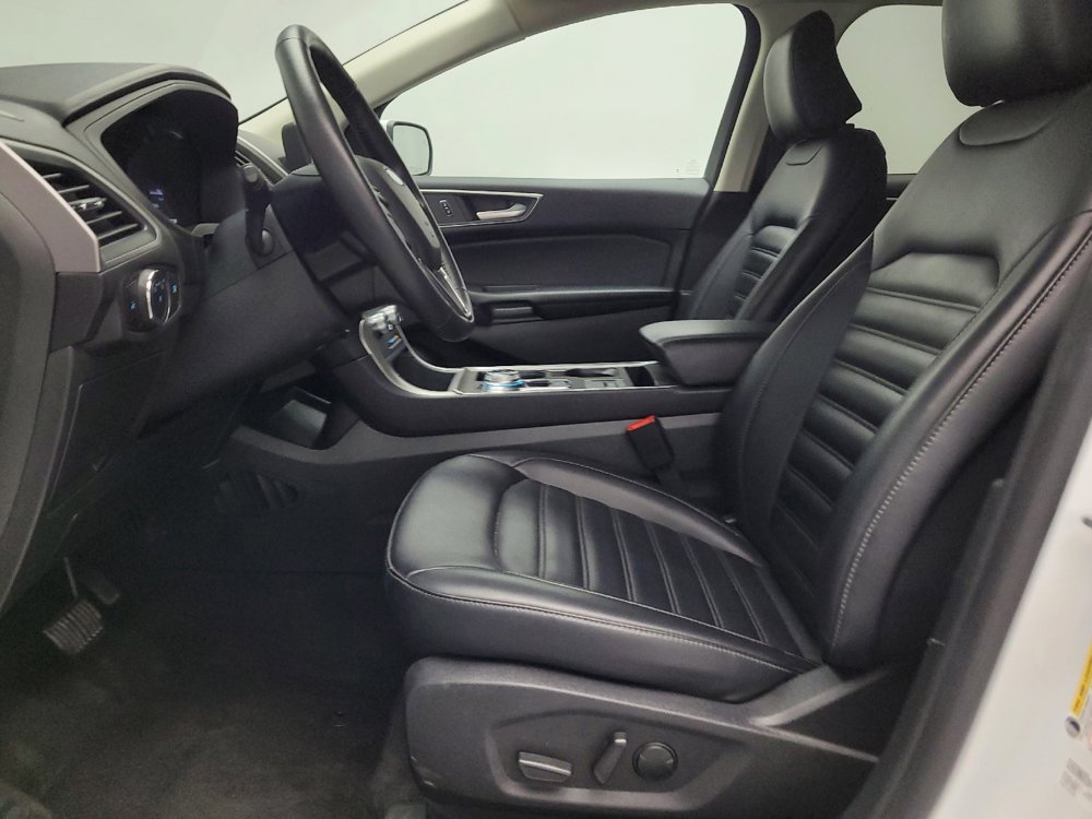Used 2024 Ford Edge SEL image 17