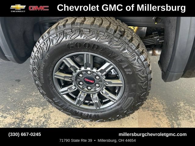 New 2026 GMC Sierra 1500 AT4X w/ LPO, Black Badging Package AWD/4WD image 9