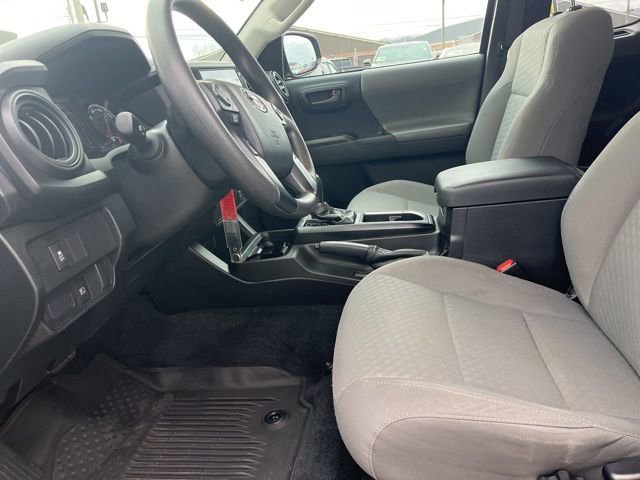 Used 2020 Toyota Tacoma SR image 11