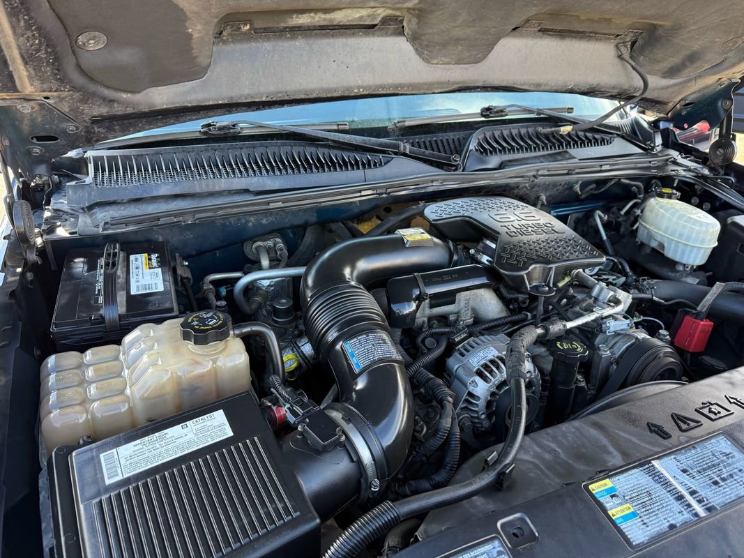 Used 2005 Chevrolet Silverado 2500 LS w/ Heavy-Duty Power Package image 34