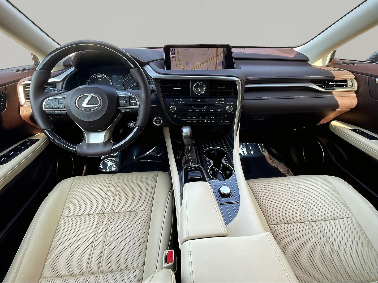 Used 2017 Lexus RX 450h AWD w/ Luxury Package image 7