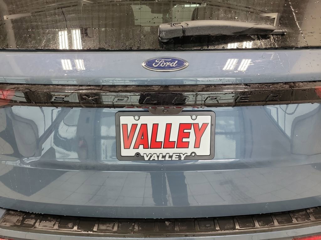 Used 2025 Ford Explorer ST image 10