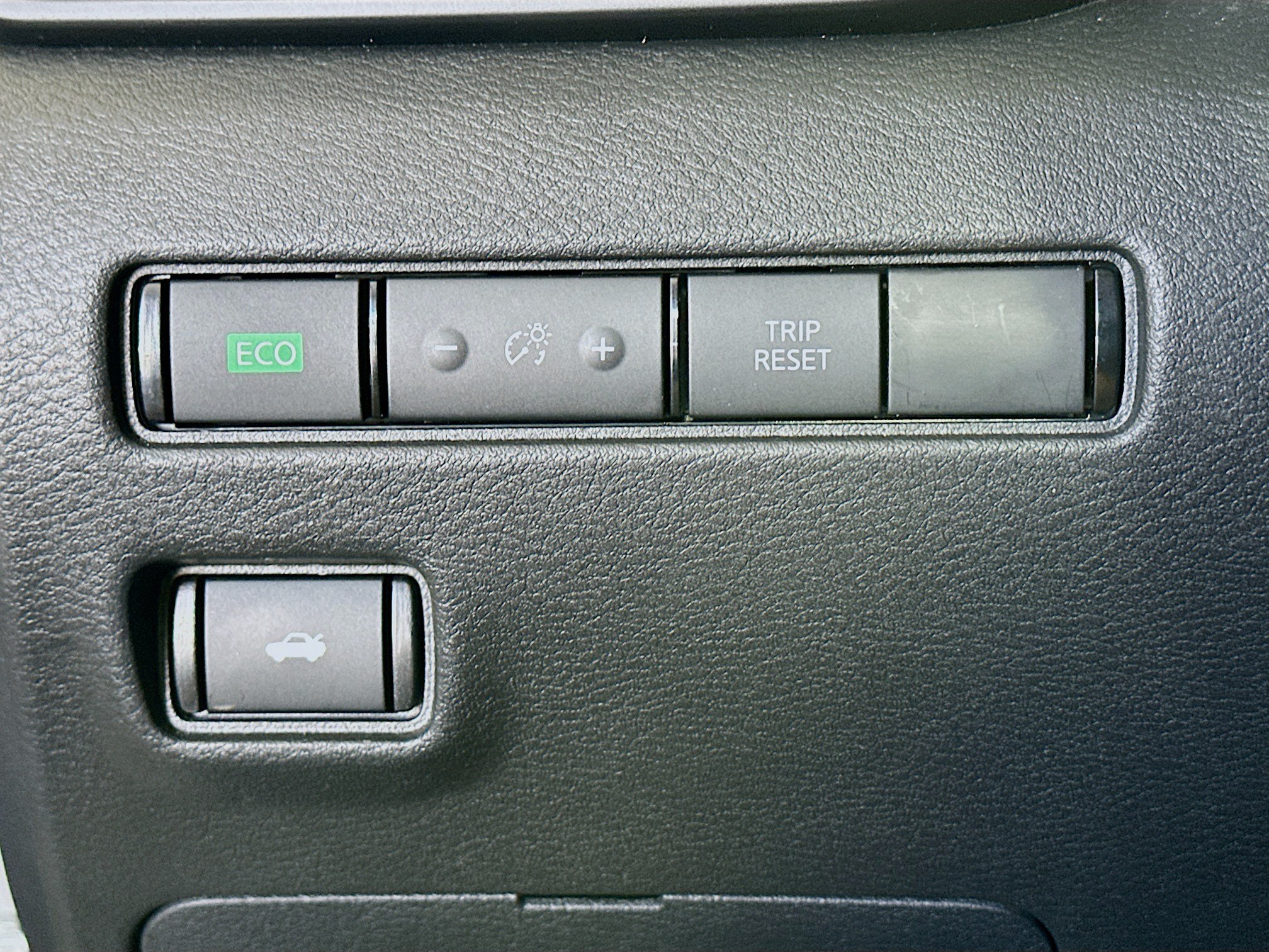 Used 2024 Nissan Sentra S FWD image 17