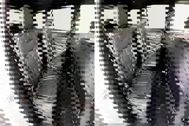 New 2026 Jeep Grand Cherokee L Limited w/ Luxury Tech Group II image 11