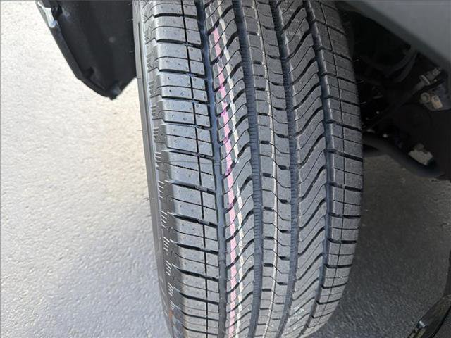 Used 2022 GMC Sierra 1500 Elevation image 11