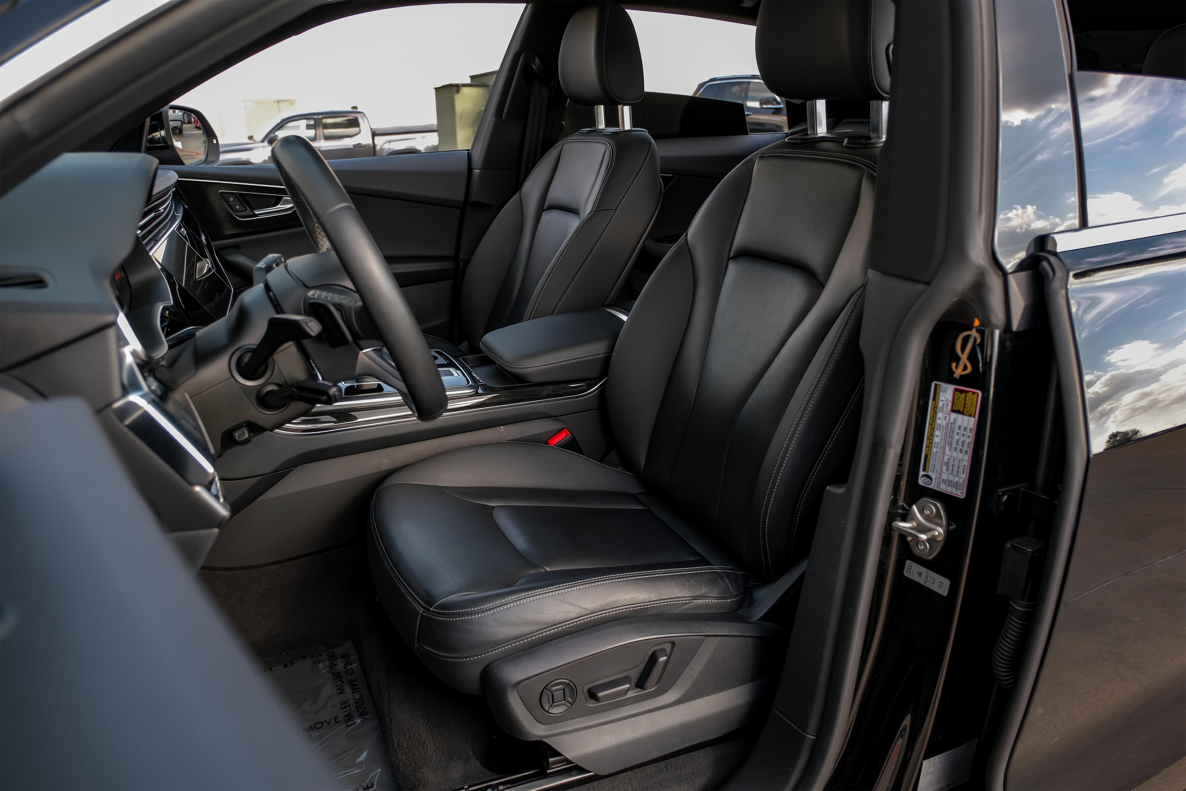 Used 2021 Audi Q8 Premium w/ Convenience Package image 30