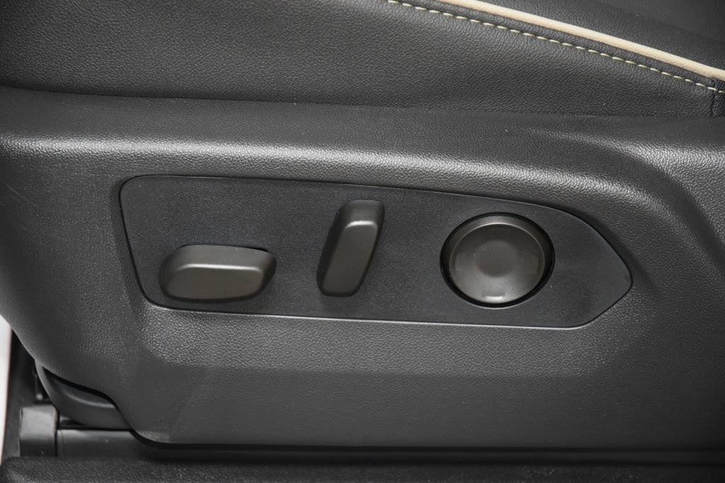 New 2026 Chevrolet Suburban Premier AWD/4WD image 41