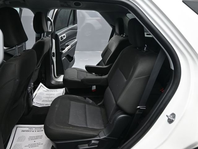 Used 2022 Ford Explorer XLT image 13