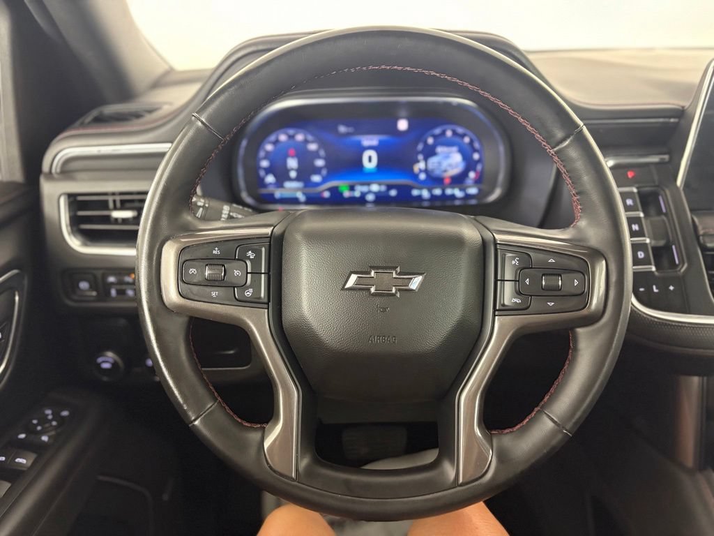Used 2023 Chevrolet Suburban RST w/ Luxury Package RWD image 21