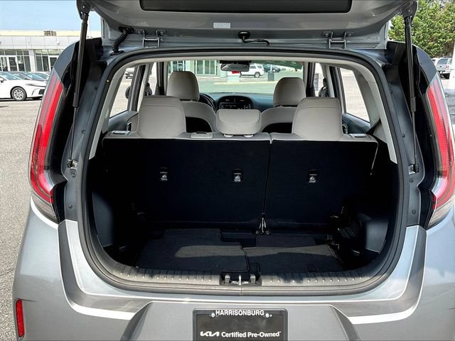 Certified 2025 Kia Soul LX w/ LX Technology Package FWD image 25