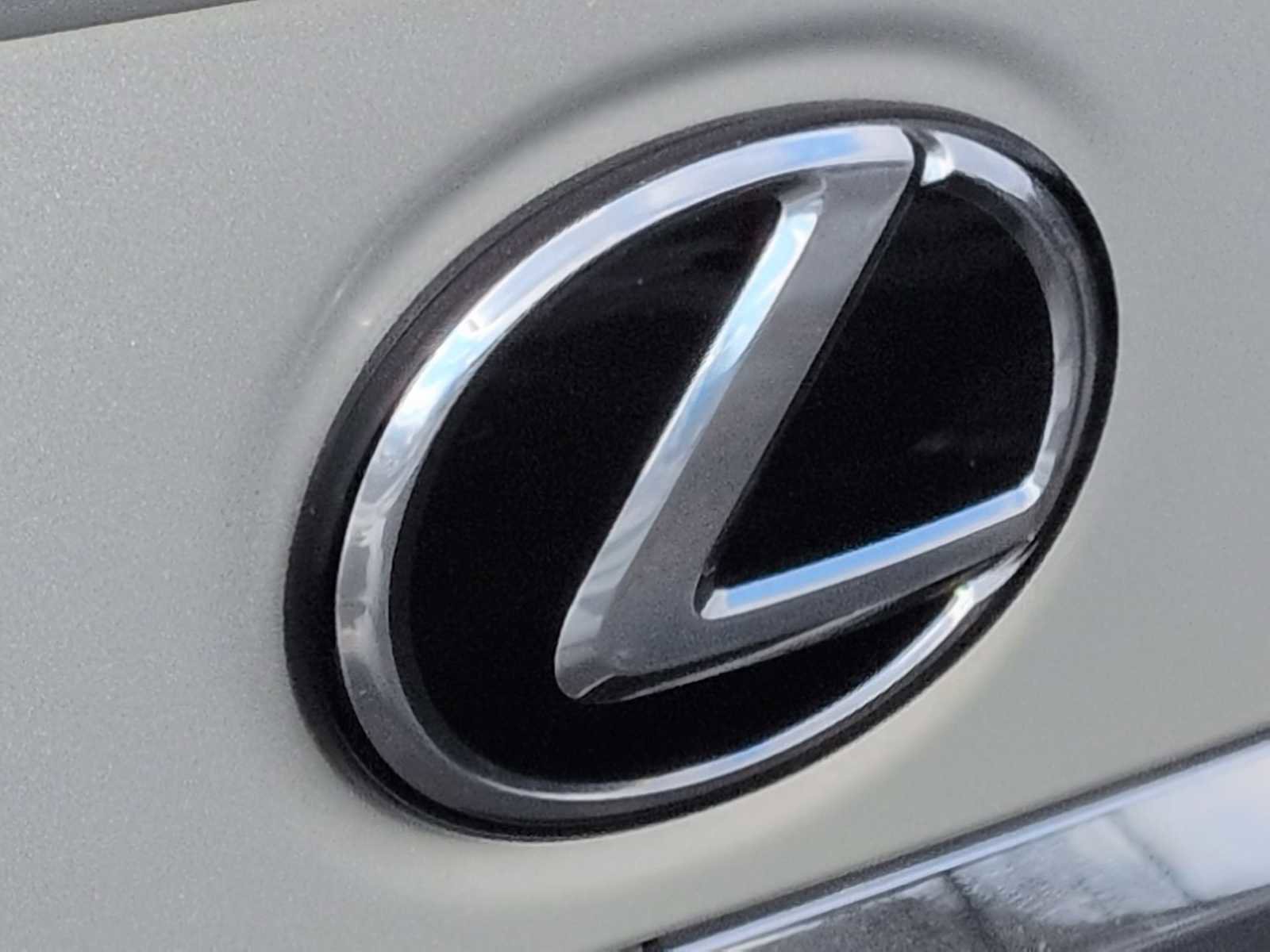 Used 2022 Lexus ES 350 w/ Premium Package image 12