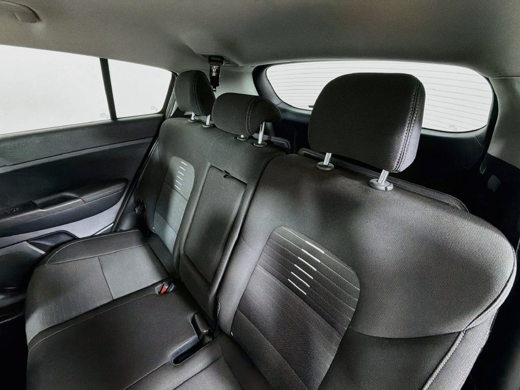 Used 2022 Kia Sportage LX w/ LX FWD Value Edition Package image 23