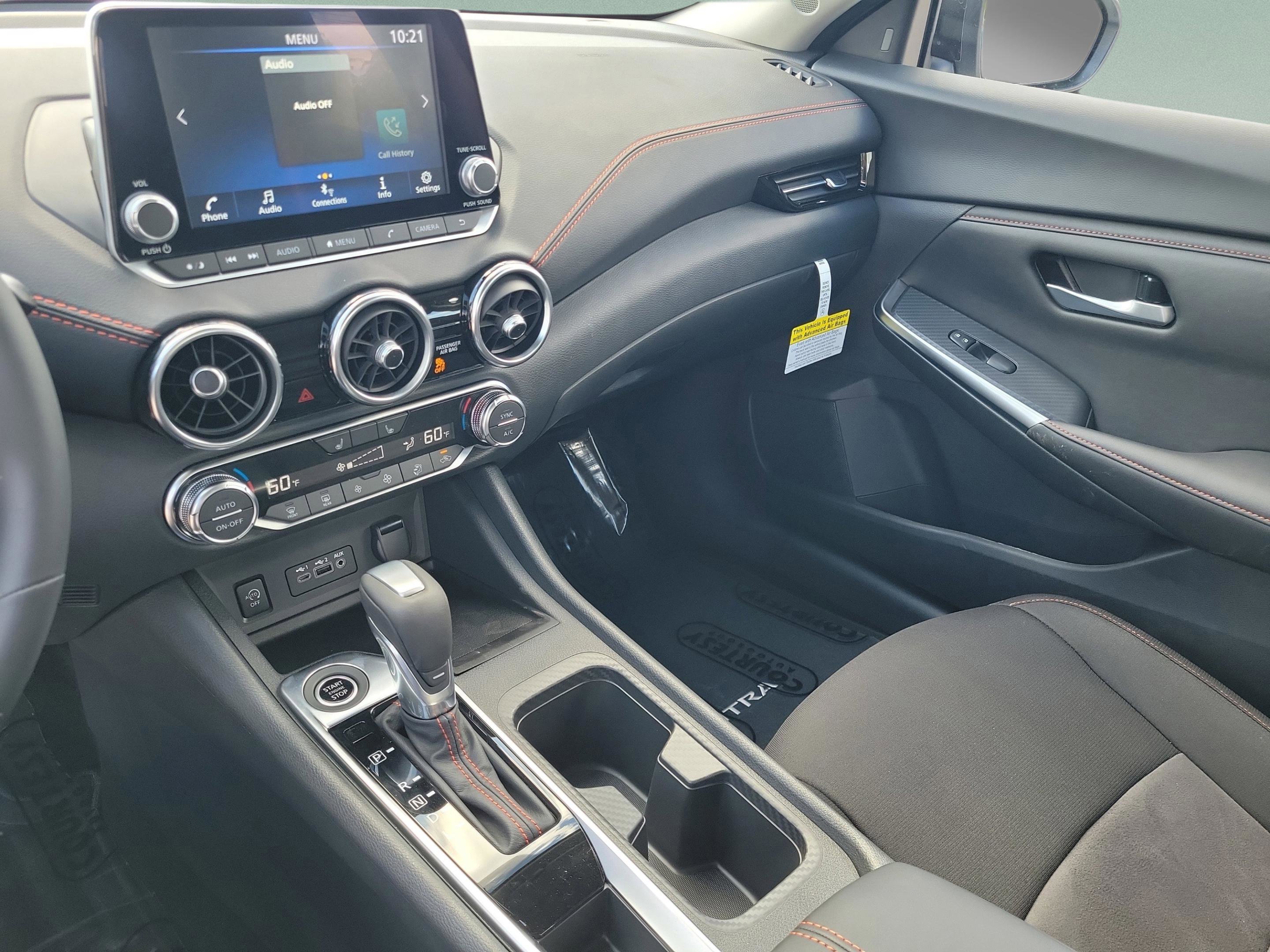 New 2025 Nissan Sentra SR FWD image 25