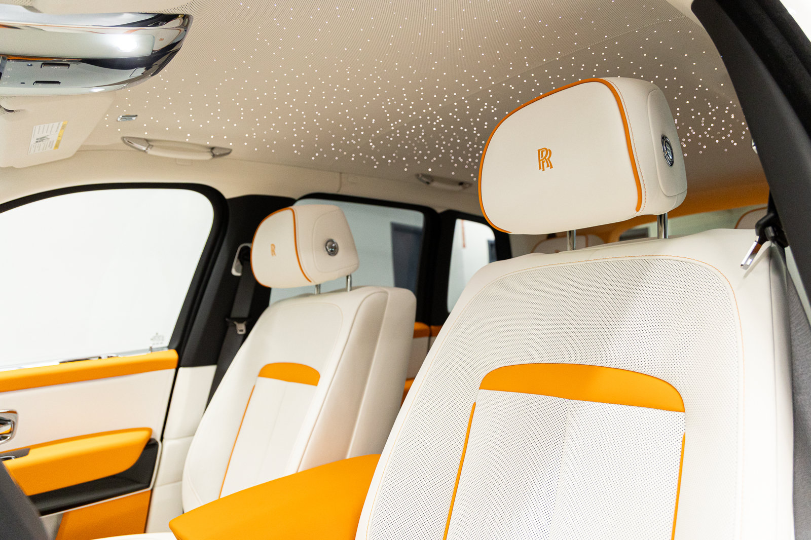 New 2027 Rolls-Royce Cullinan AWD/4WD image 35