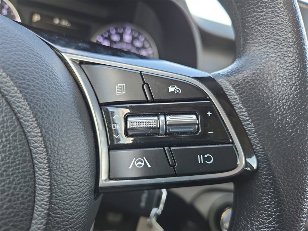 Certified 2023 Kia Forte LXS image 33