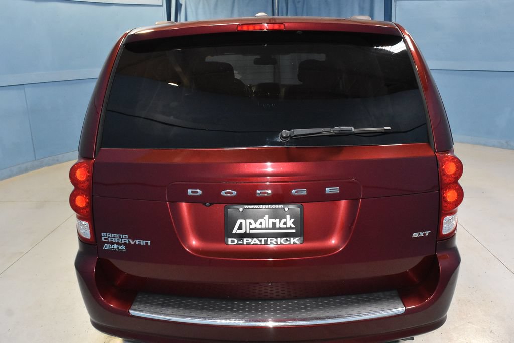 Used 2020 Dodge Grand Caravan SXT FWD image 28