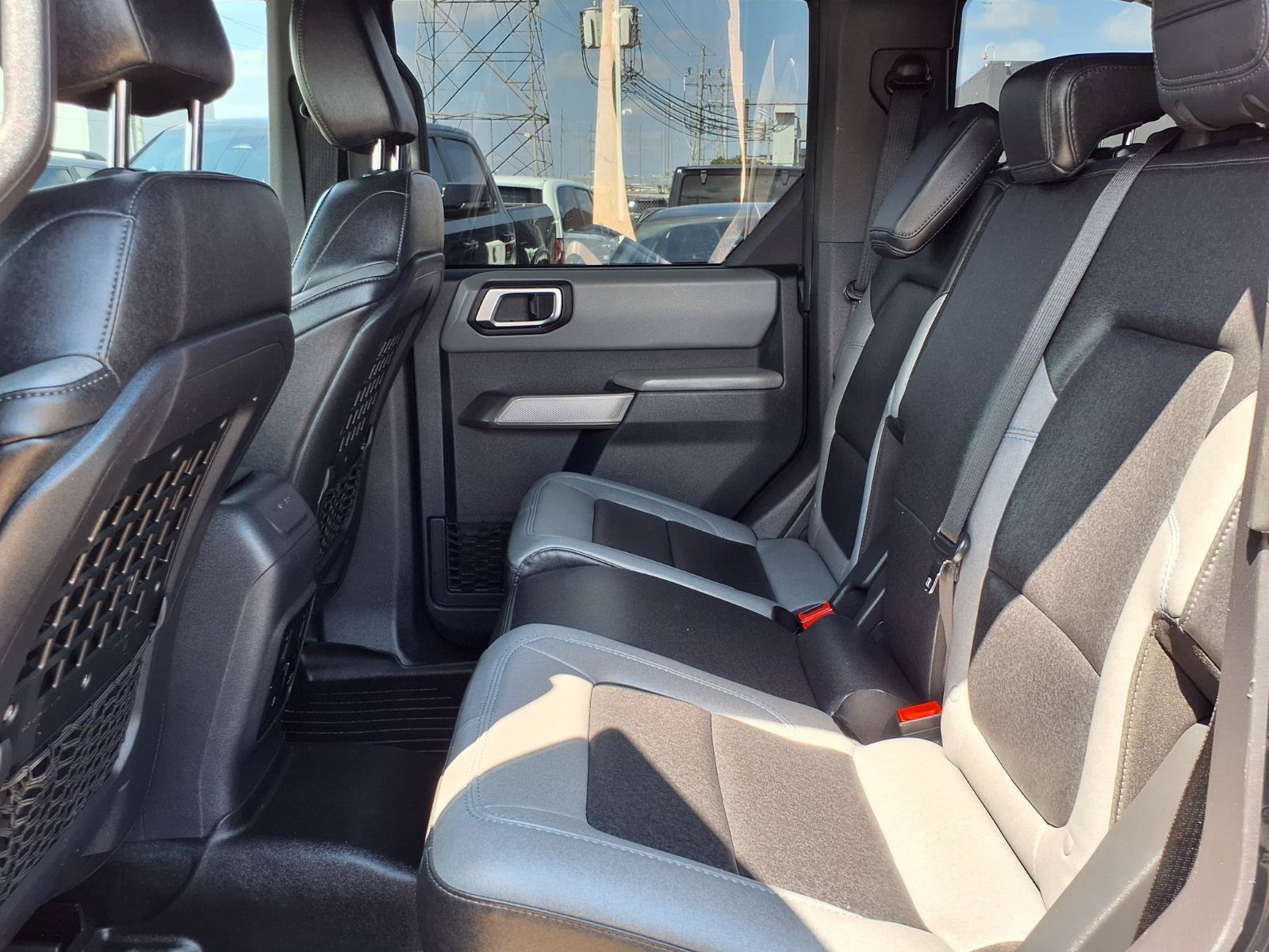 Used 2023 Ford Bronco Black Diamond AWD/4WD image 23