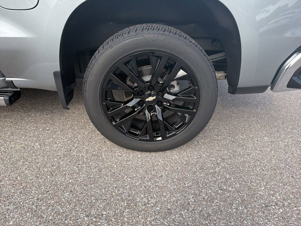 Used 2023 Chevrolet Silverado 1500 LTZ w/ Technology Package image 8