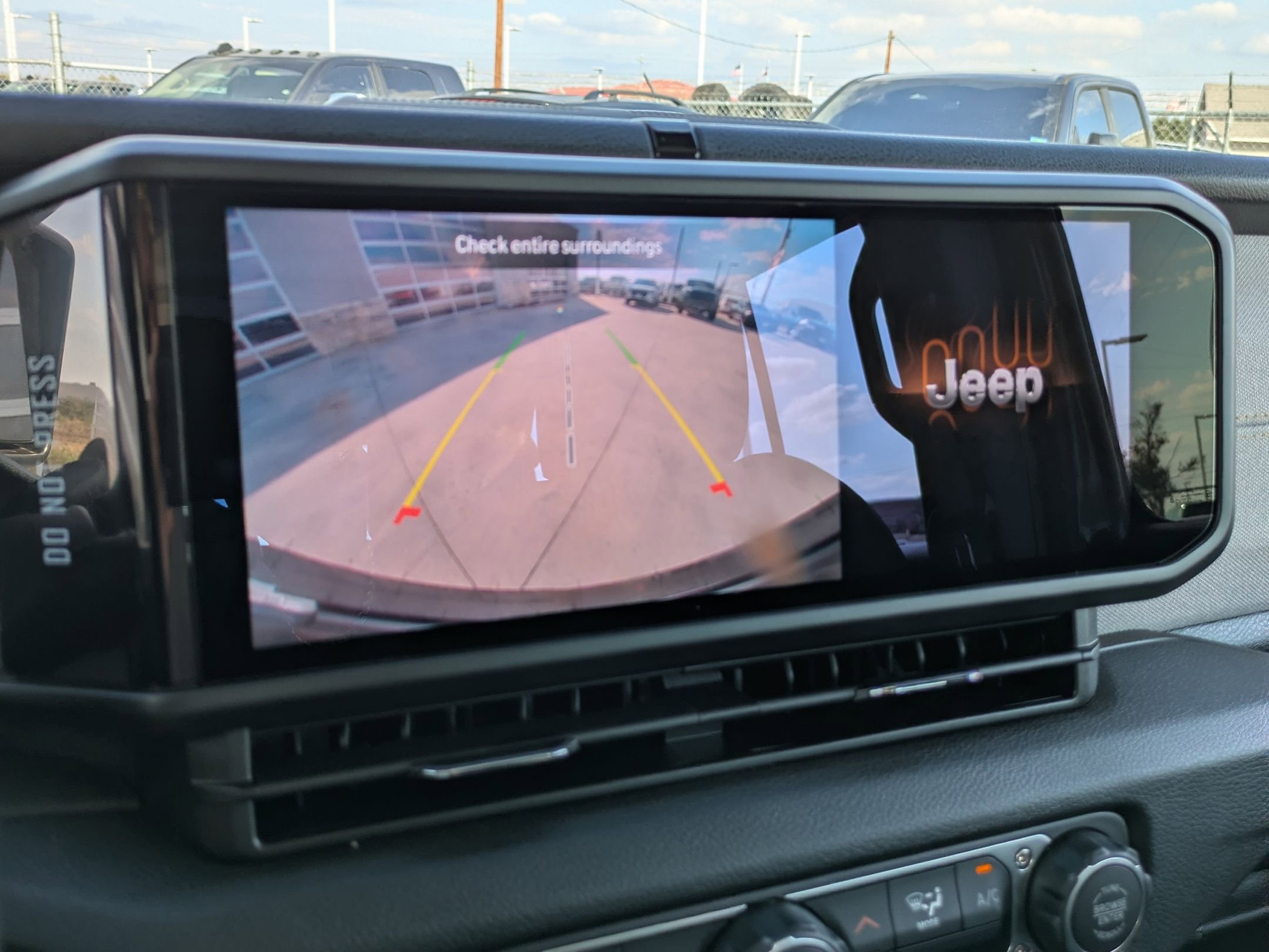 Certified 2025 Jeep Wrangler Sport image 17