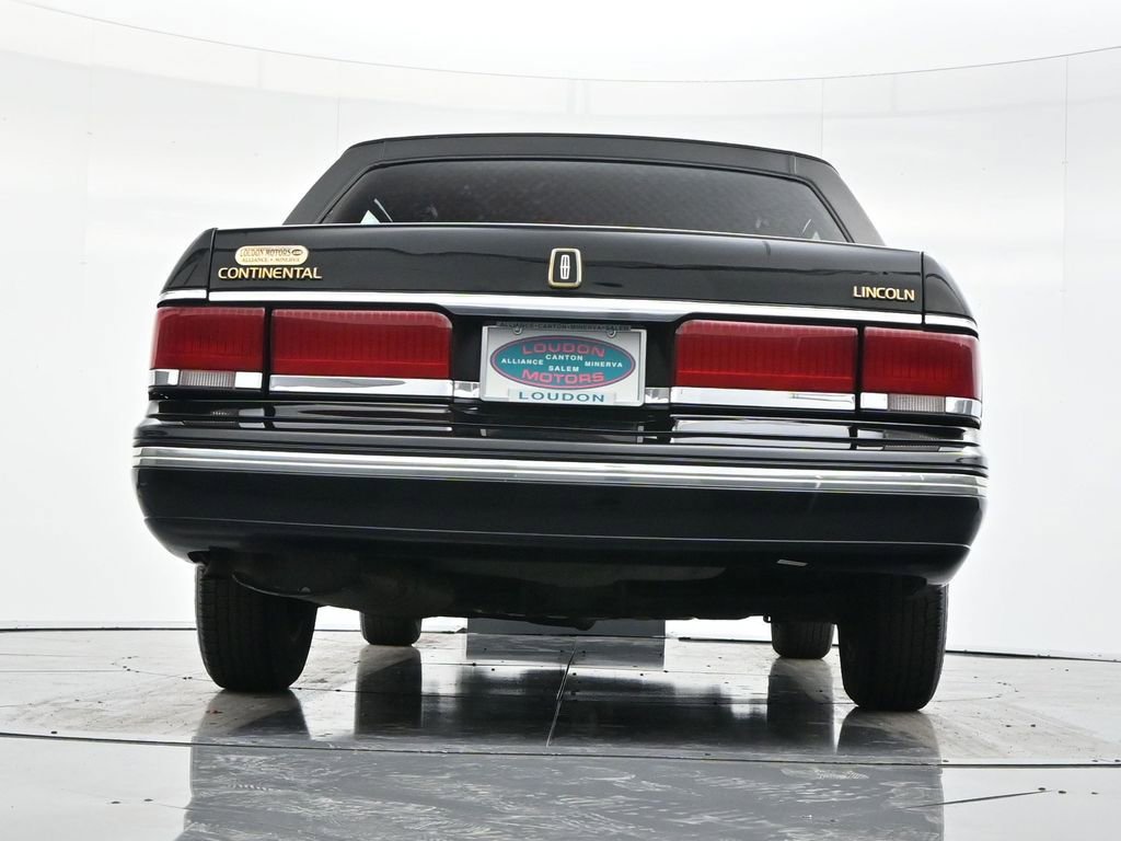 Used 1990 Lincoln Continental Signature image 41